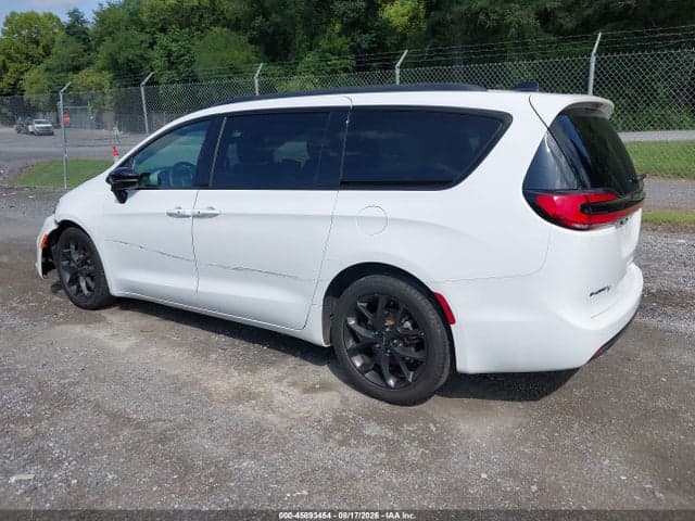 2025 CHRYSLER PACIFICA LIMITED 3