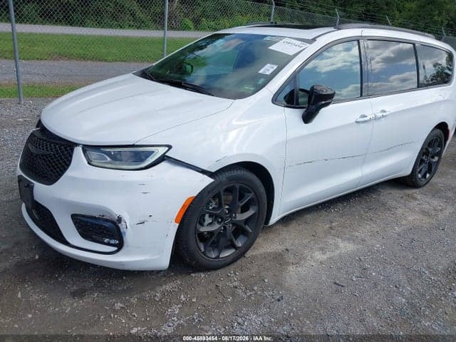 2025 CHRYSLER PACIFICA LIMITED 6