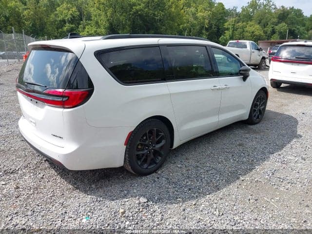 2025 CHRYSLER PACIFICA LIMITED 4