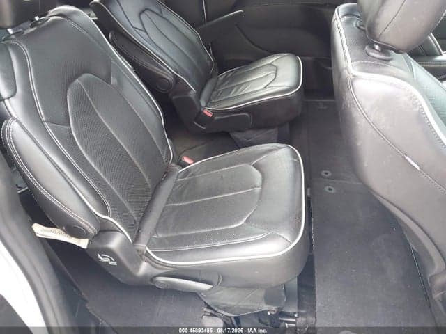 2025 CHRYSLER PACIFICA LIMITED 8