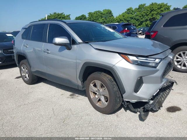 2025 TOYOTA RAV4 XLE 1