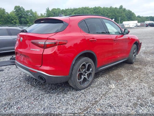 2022 ALFA ROMEO STELVIO TI AWD 4