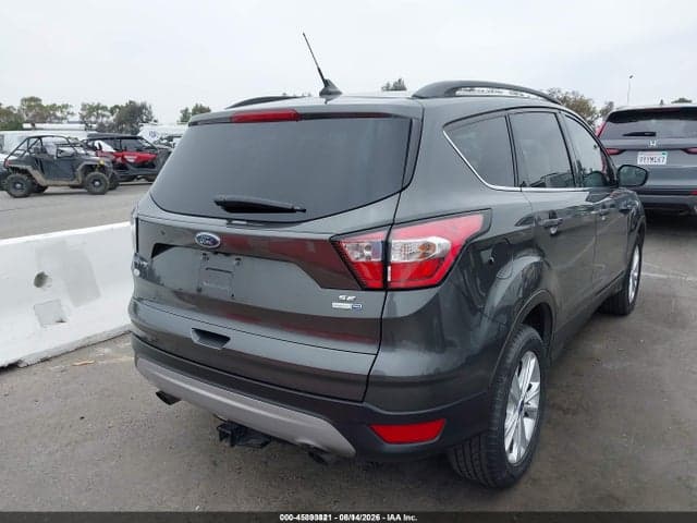 2018 FORD ESCAPE SE 4