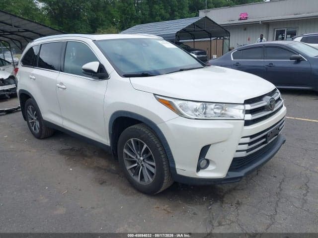 2019 TOYOTA HIGHLANDER SE/XLE 1