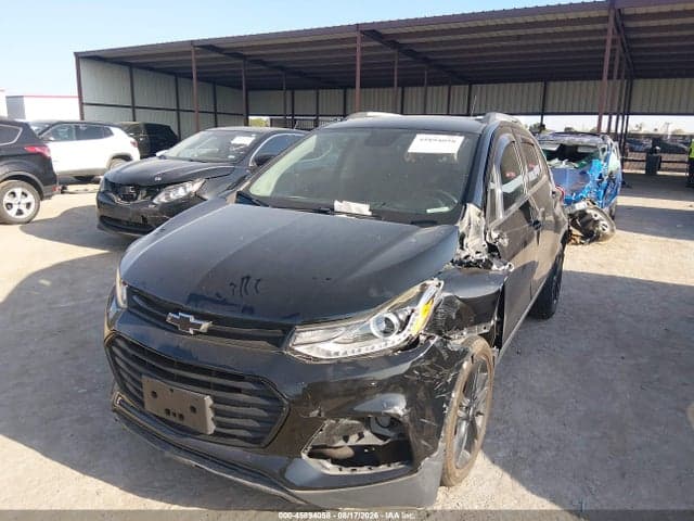 2020 CHEVROLET TRAX AWD LT 2