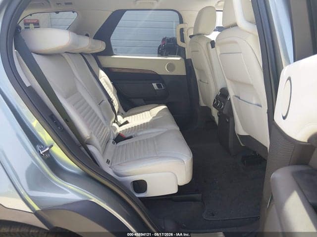 2017 LAND ROVER DISCOVERY HSE 8