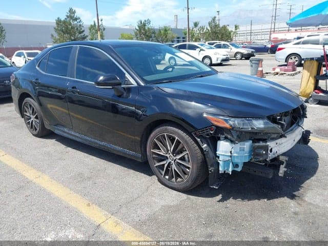 2024 TOYOTA CAMRY SE 1