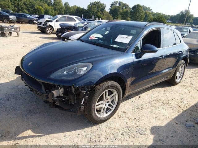 2020 PORSCHE MACAN 2