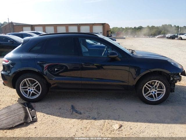 2020 PORSCHE MACAN 14