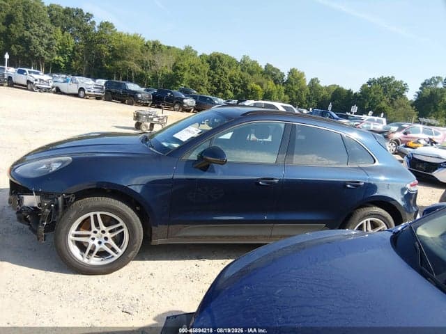 2020 PORSCHE MACAN 15