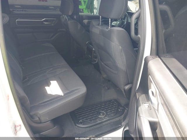 2021 RAM 1500 8
