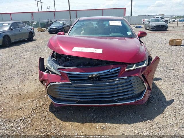 2019 TOYOTA AVALON LIMITED 6