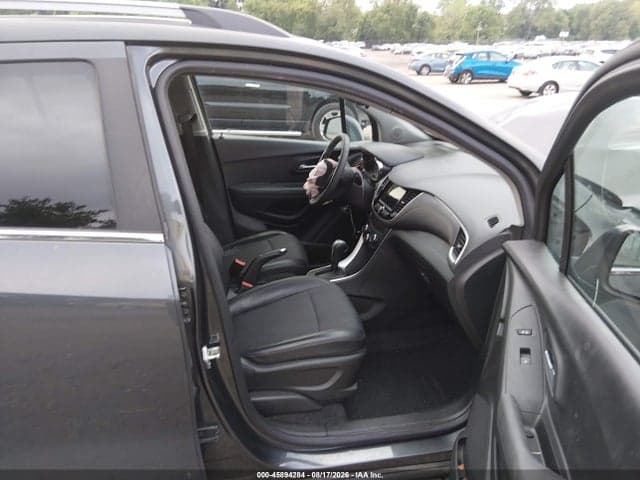 2018 CHEVROLET TRAX LT 5