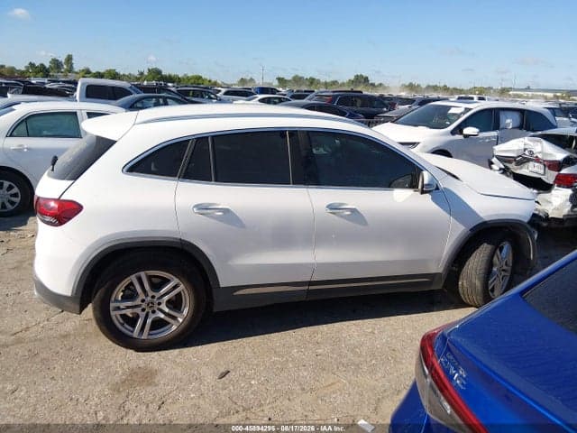 2023 MERCEDES-BENZ GLA 250 13