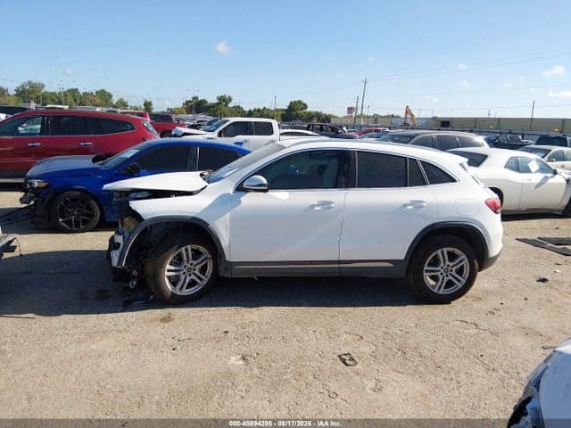 2023 MERCEDES-BENZ GLA 250 14