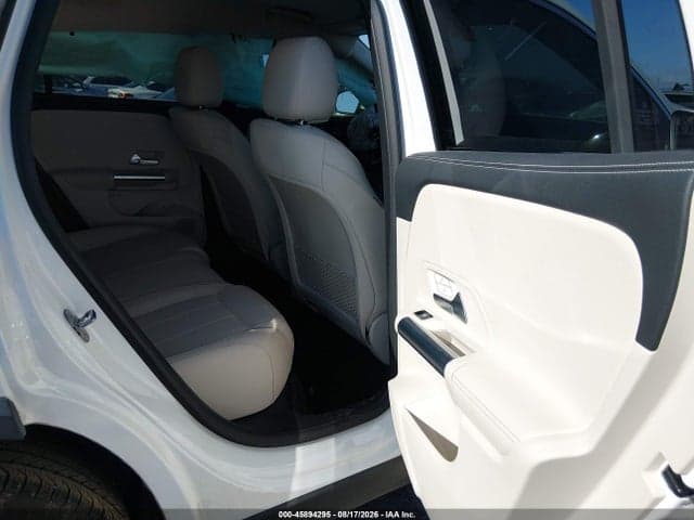 2023 MERCEDES-BENZ GLA 250 8