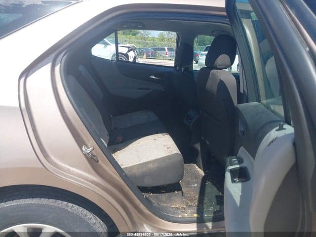 2018 CHEVROLET EQUINOX LS 8