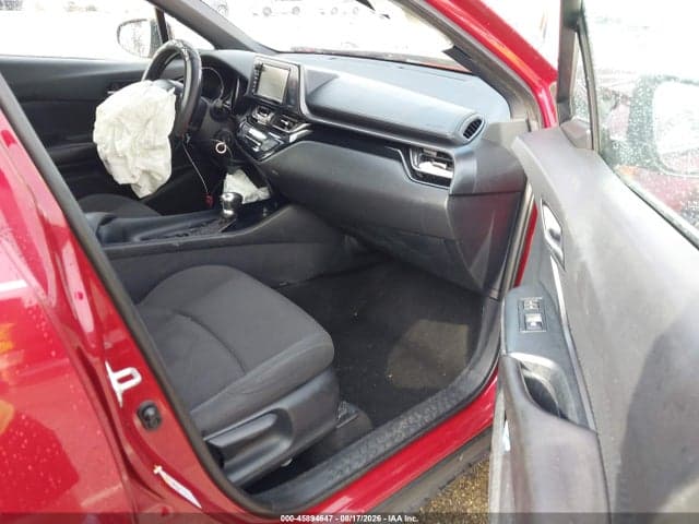 2018 TOYOTA C-HR XLE 5