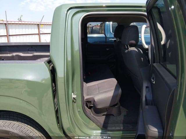 2023 NISSAN FRONTIER SV 4X4 8