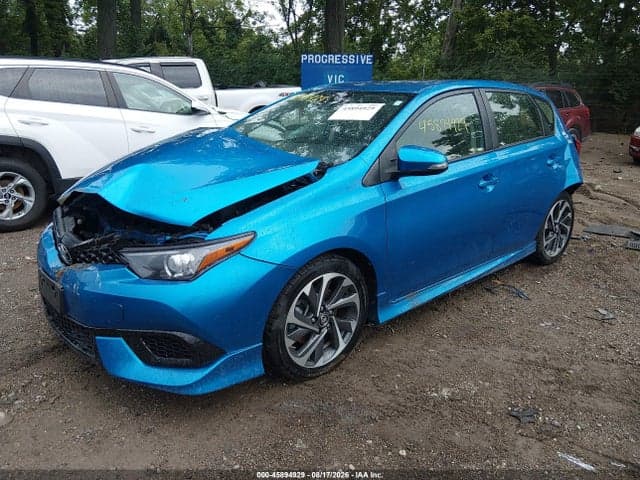 2017 TOYOTA COROLLA IM 2