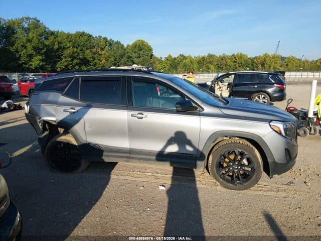 2021 GMC TERRAIN AWD SLE 13