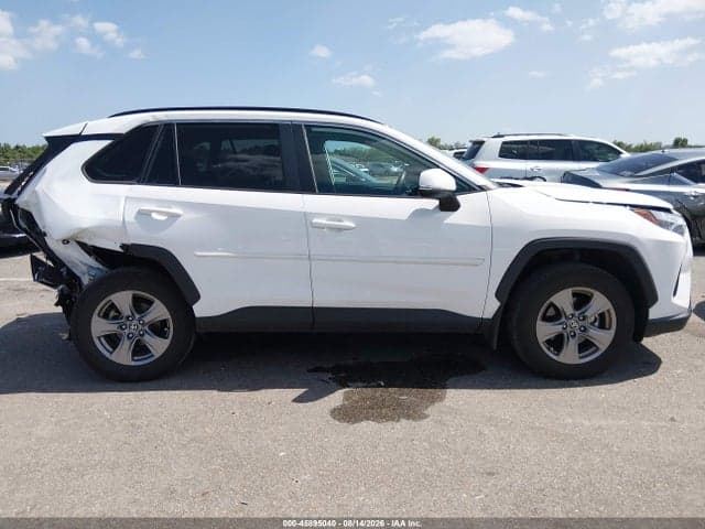 2024 TOYOTA RAV4 XLE 13