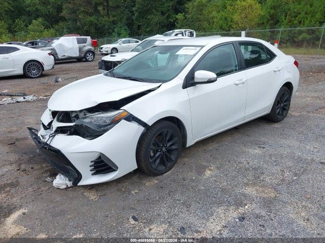 2017 TOYOTA COROLLA SE 2