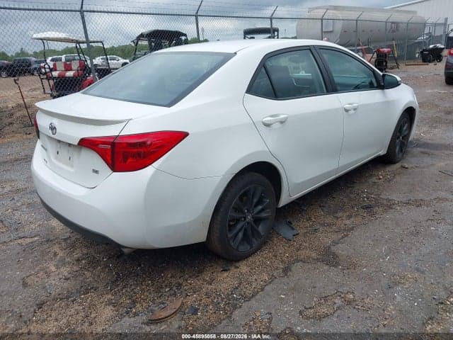 2017 TOYOTA COROLLA SE 4