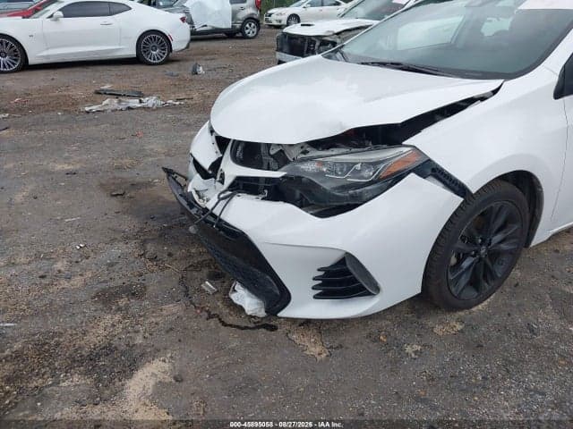 2017 TOYOTA COROLLA SE 6