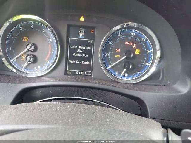 2017 TOYOTA COROLLA SE 7
