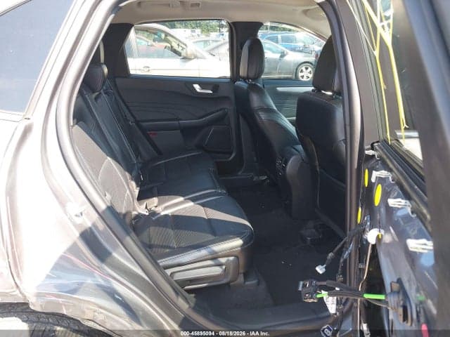 2023 FORD ESCAPE PLATINUM 8