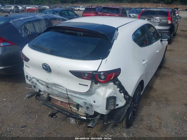 2022 MAZDA MAZDA3 4