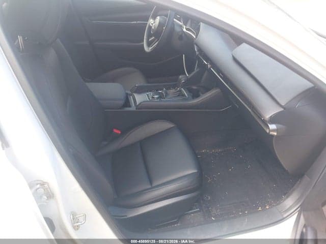 2022 MAZDA MAZDA3 5