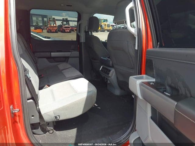2023 FORD F-150 XLT 8
