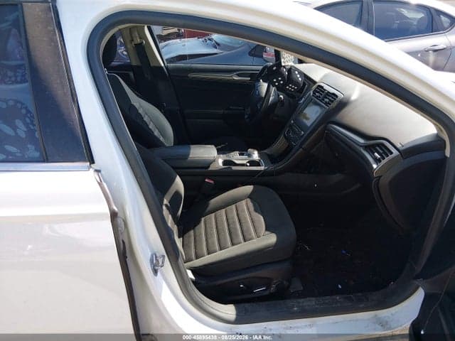 2017 FORD FUSION SE 5