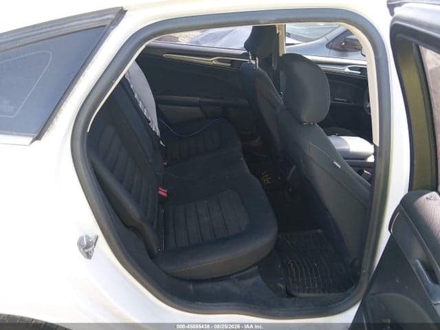 2017 FORD FUSION SE 8