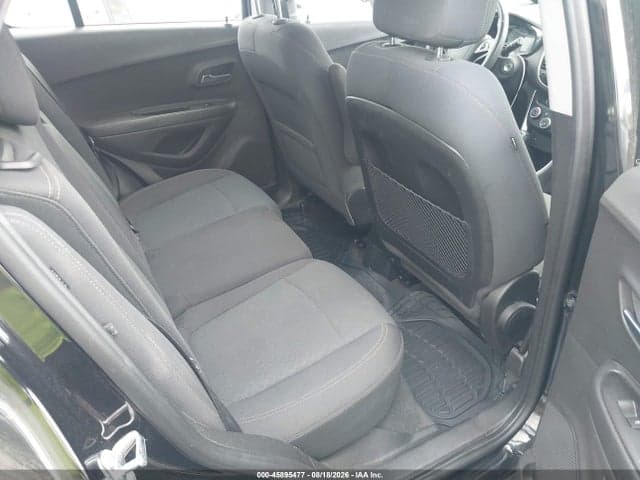 2019 CHEVROLET TRAX LS 8