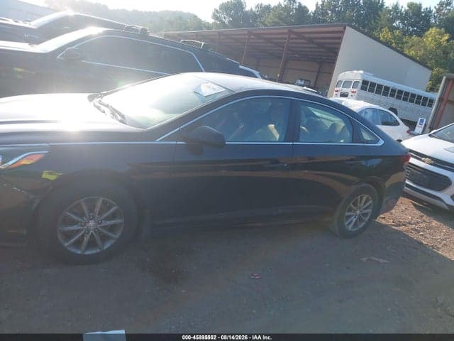 2019 HYUNDAI SONATA SE 14