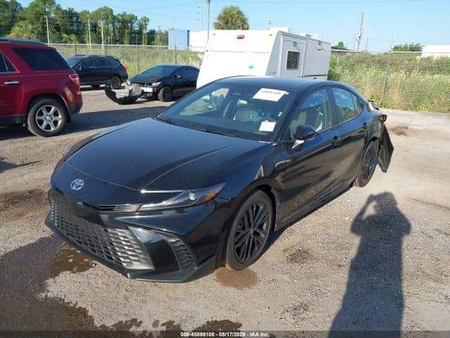 2026 TOYOTA CAMRY SE 2