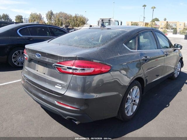 2019 FORD FUSION SE 4