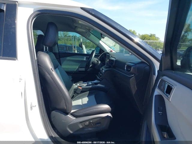 2022 FORD EXPLORER XLT 5