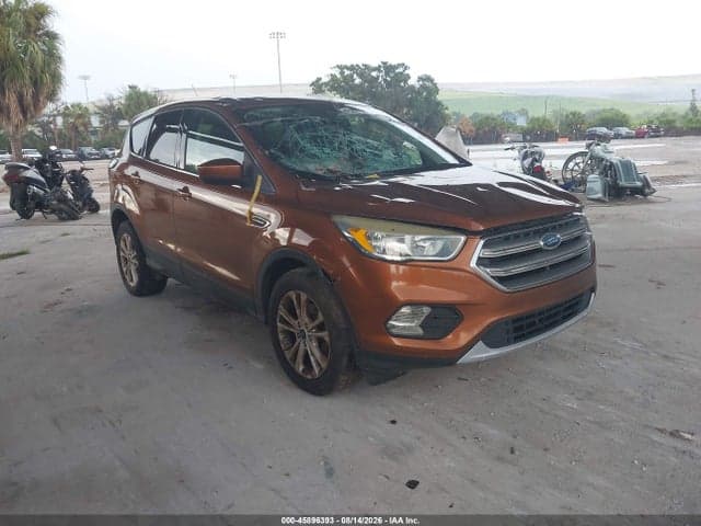2017 FORD ESCAPE SE 1