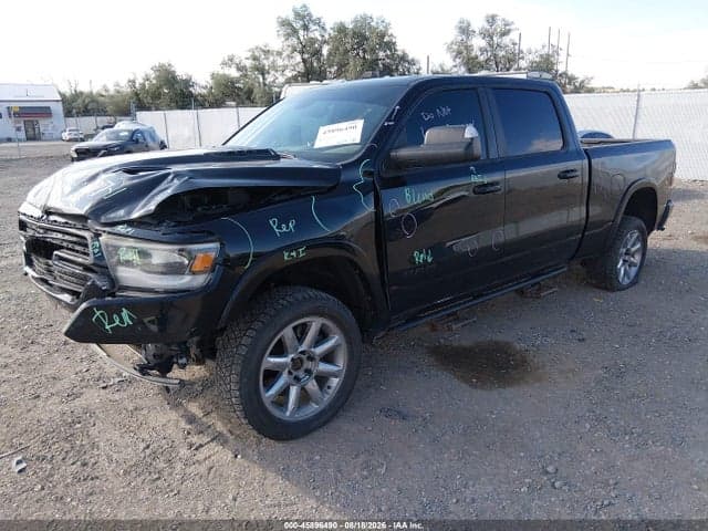 2019 RAM 1500 LARAMIE 4X4 6'4 BOX 2