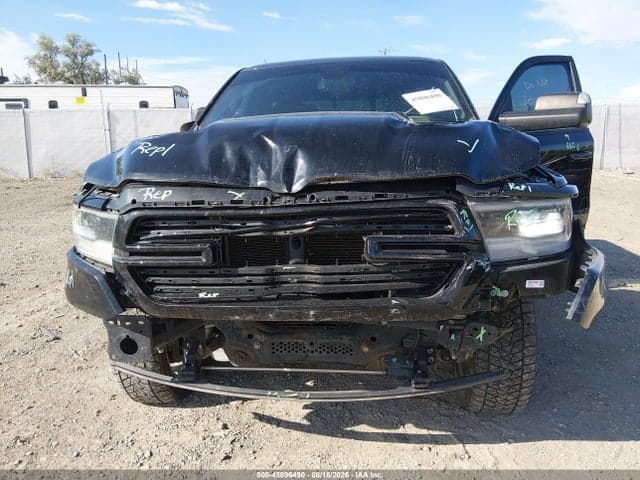 2019 RAM 1500 LARAMIE 4X4 6'4 BOX 6