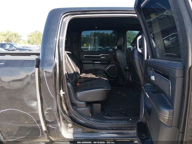 2019 RAM 1500 LARAMIE 4X4 6'4 BOX 8