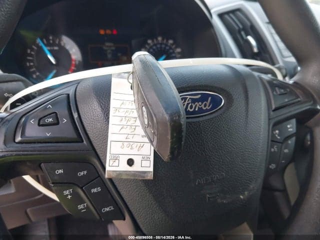 2017 FORD EDGE SE 11