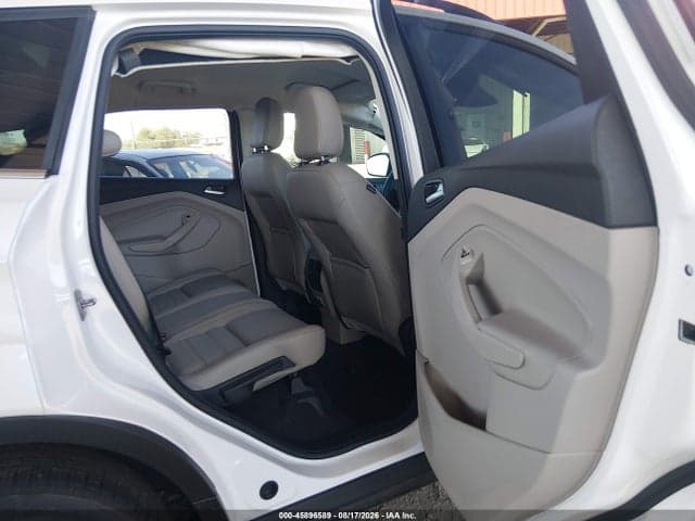 2019 FORD ESCAPE SEL 8