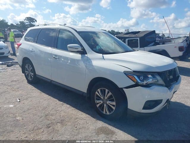 2019 NISSAN PATHFINDER SV 1