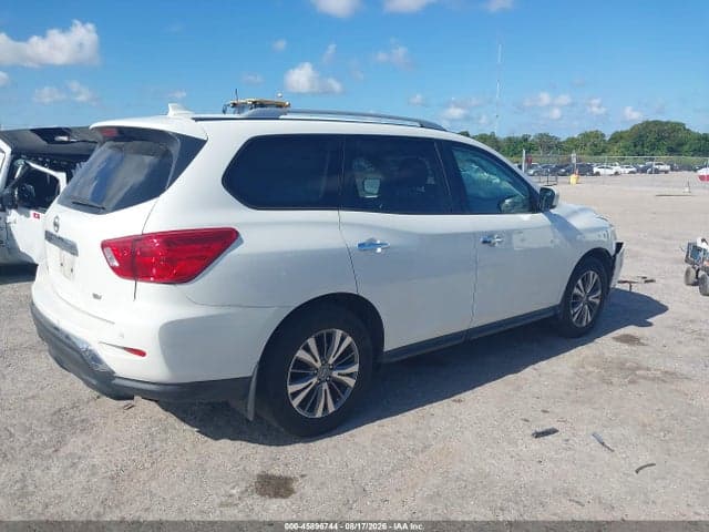2019 NISSAN PATHFINDER SV 4
