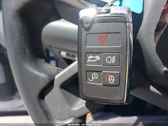 2023 LAND ROVER DEFENDER 130 X-DYNAMIC SE 11